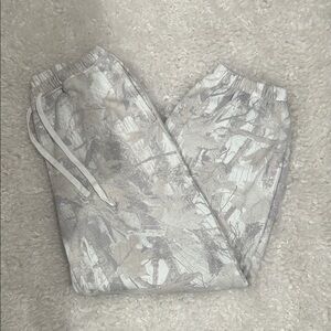 Hollister Gray Camouflage Joggers